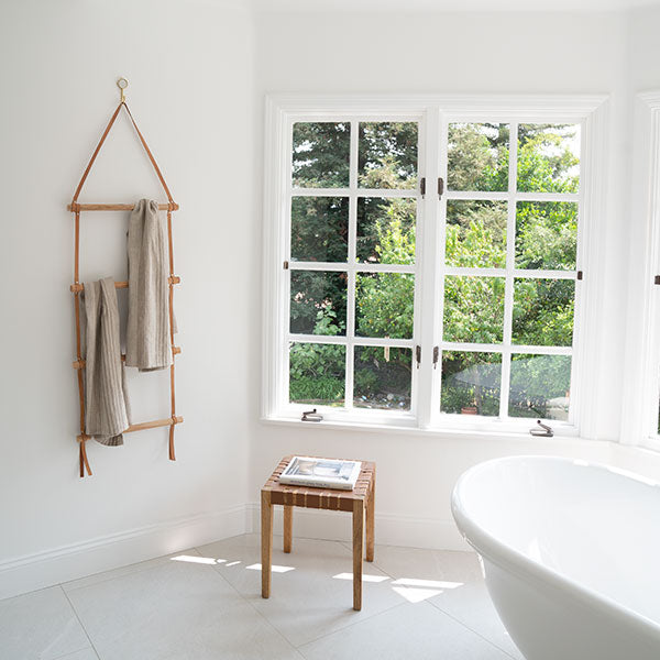 HANGING BLANKET LADDER TOWEL AND QUILT RACK - Main Image